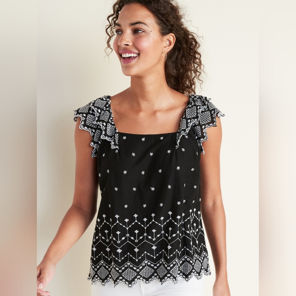 Old Navy‎ Square-Neck Embroidered Top Medium Bohemian Casual Romantic Coquette